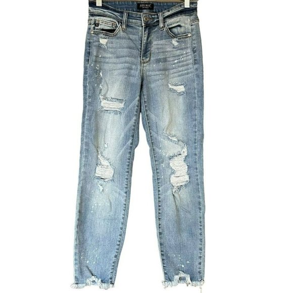 Judy Blue Boyfriend Fit Light Wash Distressed Raw Hem Ankle Jeans Womens 1 / 25 - Picture 1 of 5